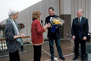 Gratulation an Preisträger Robert Wagner, leiter der Musikschule Fürth